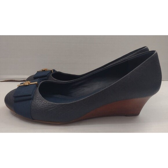 Tory Burch Size 7M Trudy Closed Toe Wedge Leather Crossgrain Navy - Picture 3 of 9